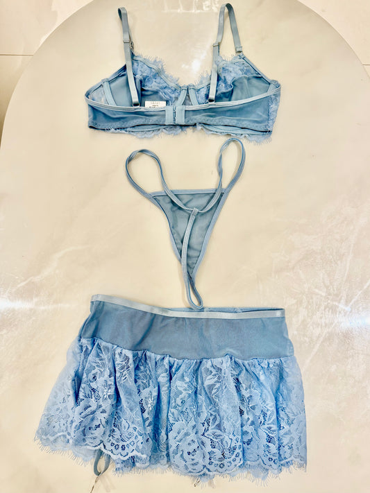 Lace Appliqué Sheer Lingerie Set with Stockings